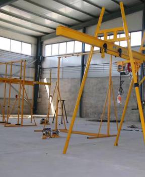 成華室內小吊機8號機